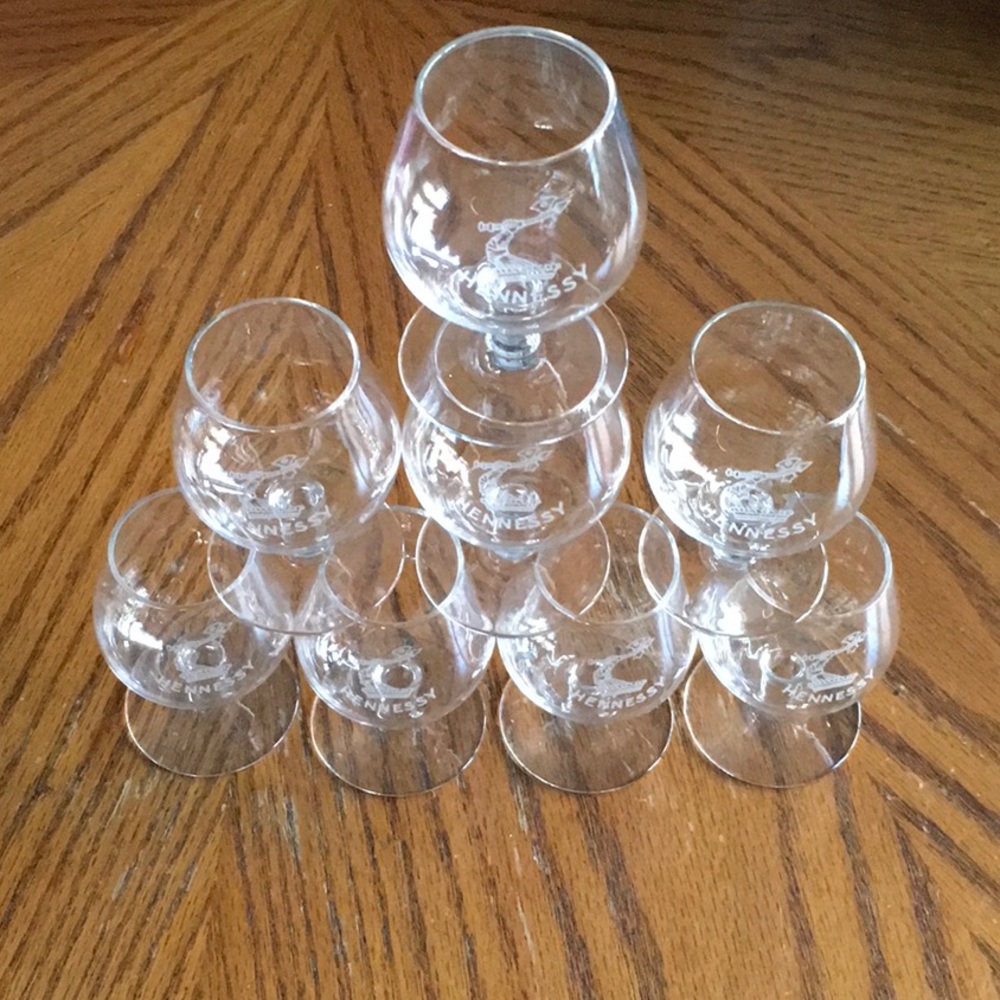 Vintage 8 Hennessy bar glasses snifters